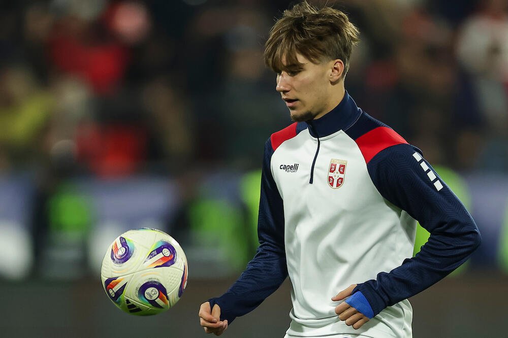 Kostov? Fudbalska inteligencija! Iskustvo iz Evrope sa Zvezdom ubrzaće njegov razvoj u svetskog igrača