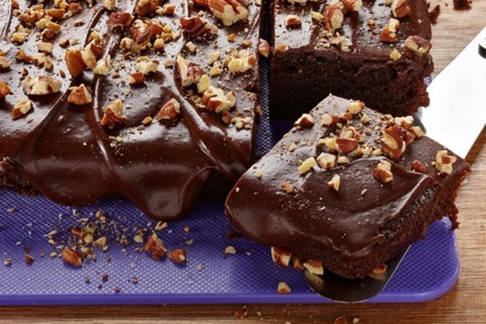 Kremasta poslastica koja nestaje s tanjira očas posla: Ne treba vam ni šećer ni brašno, a svaki zalogaj je čarolija