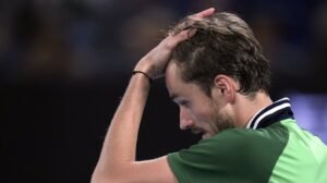 MEDVEDEV ZAROBLJEN U DUBAIJU, NE MOŽE DA MRDNE! ATP hitno reagovao - evo šta se dešava sa ruskim teniserom!