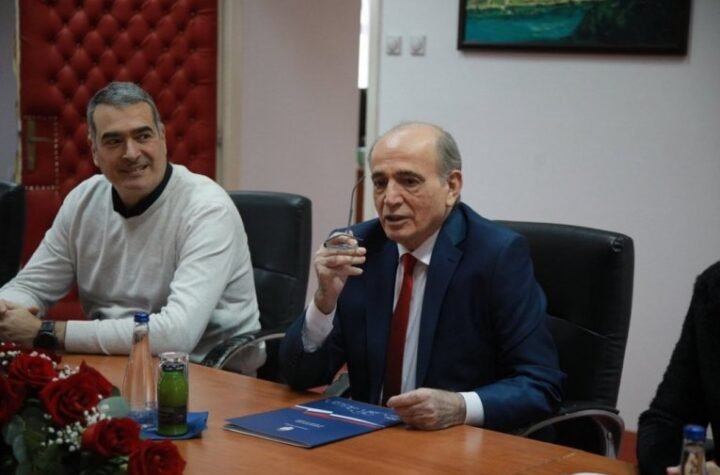 MINISTAR KRKOBABIĆ ČESTITAO VERNICIMA RAMAZANSKI BAJRAM: Neka vam danas i narednih dana u vaše domove duhovnu snagu!