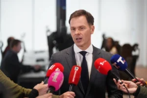 MINISTAR MALI MAESTRALNOM PORUKOM PORUČIO ĐILASU: Građani više nikada za vas neće glasati, samo je to sigurno!