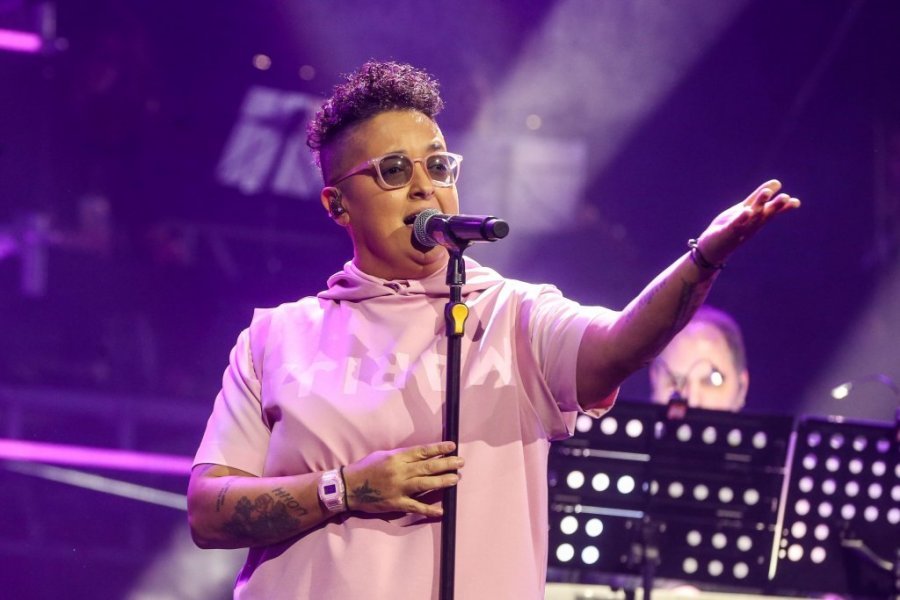 NAJNOVIJA ODLUKA O ŽIVOTU SINA MARIJE ŠERIFOVIĆ: Pevačica odlučila da se NE VRAĆA za Srbiju, ovo je RAZLOG!