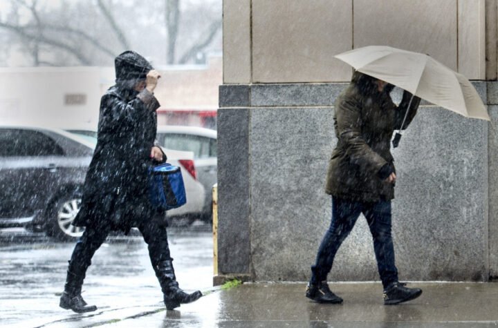 NAREDNA 72 SATA KLJUČNA! RHMZ se oglasio hitnim upozorenjem - ČEKA NAS POTOP, A OVDE ĆE SIPATI SNEG KAO DA JE JANUAR!