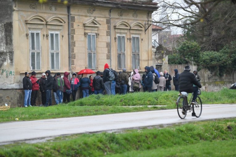NAROD BIRA IZMEĐU RADA I HAOSA! Dragoslav Pavlović oštro o dešavanjima u Kuli i Boru! Nećemo dozvoliti destabilizaciju Srbije!