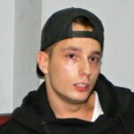 NEKAD IŠAO SA 20 EVRA U DŽEPU, A SAD ZA NJEGA RADI 160 LJUDI! Dnevno potroši Boga oca - a SESTRE OTPISAO