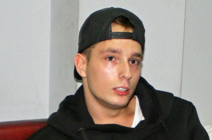 NEKAD IŠAO SA 20 EVRA U DŽEPU, A SAD ZA NJEGA RADI 160 LJUDI! Dnevno potroši Boga oca - a SESTRE OTPISAO