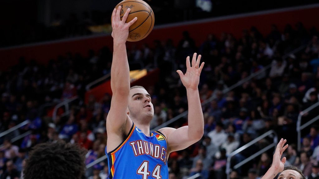 NIKOLA TOPIĆ NASTAVLJA DA BLISTA U AMERICI! Srbin upisao moćan dabl-dabl, ali ni to nije pomoglo njegovom timu da izbegne KATASTROFU!