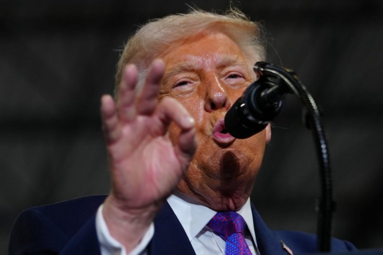 NOVI UDARI NA TEHERAN! Izrael pokrenuo ŽESTOKE VAZDUŠNE napade nakon Trampovog preokreta!