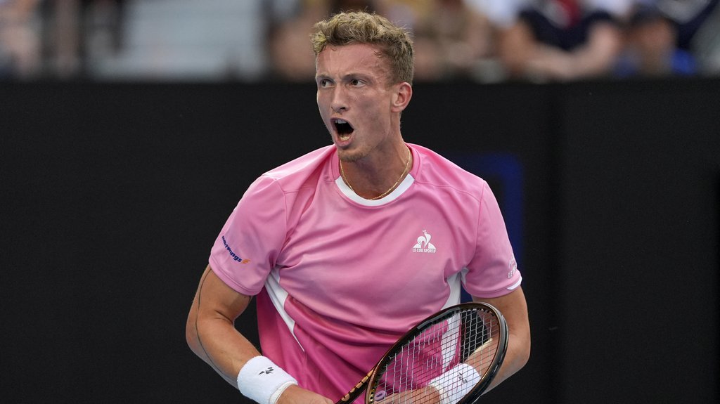 Nova senzacija u Majamiju, izbačen sedmi teniser sveta