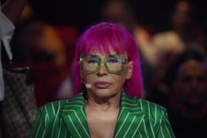 OGLASILA SE ZORICA BRUNCLK NAKON DRUGE OPERACIJE! Pevačica na OVE REČI morala da reaguje!