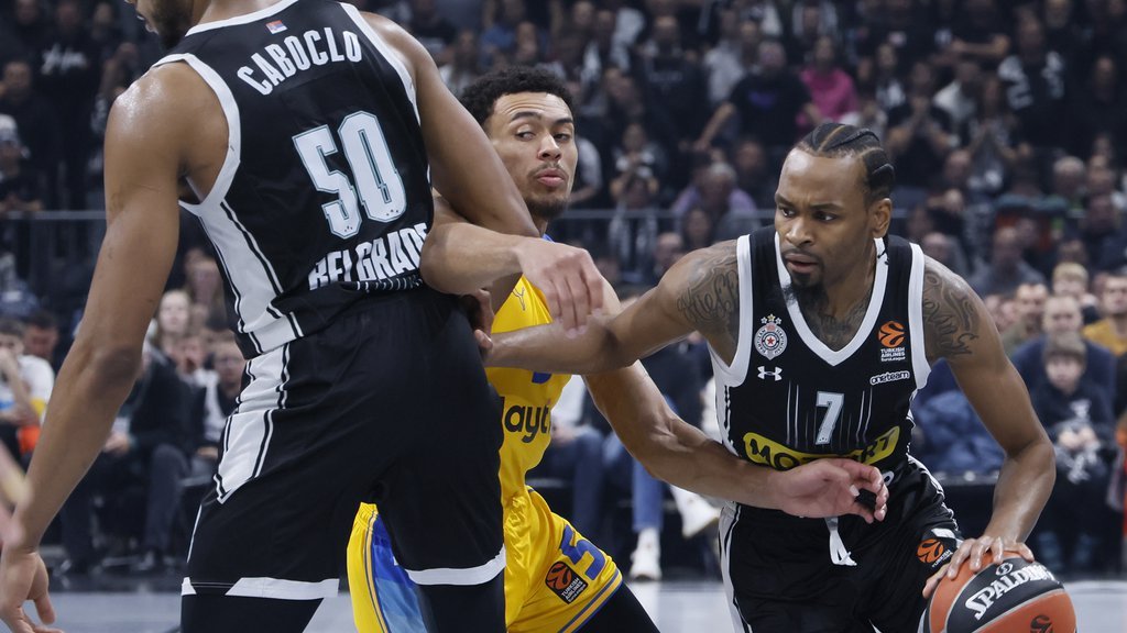 PARTIZAN UGASIO 'GRAD SVETLOSTI': Crno-beli se na krilima Kalatisa revanširali Parizu