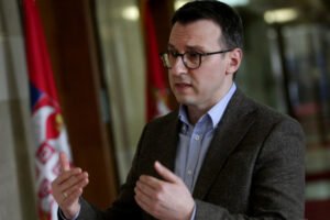 "POBEDILA JE POLITIKA MIRA, STABILNOSTI I EKONOMSKOG RAZVOJA!" Oglasio se Petar Petković nakon trijumfa SNS u svih 10 opština!