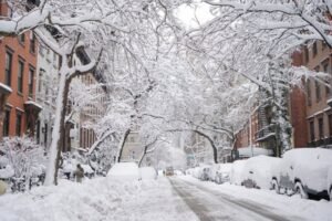 POPALJENI METEO-ALARMI U SRBIJI! Vreme će biti opasno u OVOM delu zemlje - sledi i potop i SNEG! (FOTO)