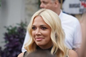 PORUKA OBELODANJENA NA PROFILU MILICE TODOROVIĆ, PEVAČICA PODIGLA PRAŠINU JEDNIM POTEZOM: Cela nacija bruji o njenom obraćanju!