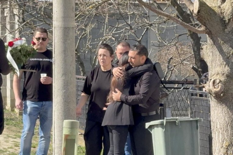 Ana Sević kod Darka Lazića