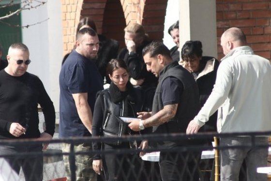 PRVA IZJAVA PRED DRAGANOVU SAHRANU: Iz porodičnog doma TUGA razara, a OVE reči kidaju dušu!