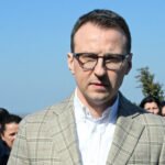 "SAČUVALI SMO SRPSKE INSTITUCIJE I RADNA MESTA" Oglasio se Petar Petković: SUTRA NORMALAN RADNI DAN NA KOSOVU!