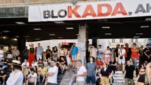 SKANDAL BLOKADERA U KULI: Štampali dresove za Hrvate i hvalili se (FOTO)