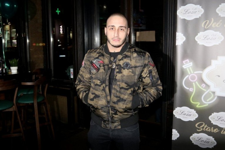 SMRTNI SLUČAJ RAZORIO VUKA MOBA - ZBOG STRAVIČNIH VESTI PAO U DEPRESIJU: Reper prolazio kroz agoniju tada, ovo ne može da zaboravi!