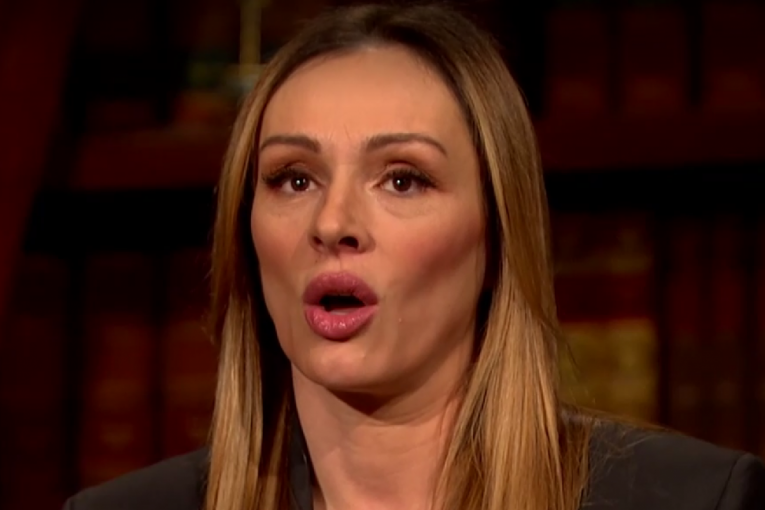 SPECIJALCI ULETELI U KLUB ZBOG DOJAVE O BOMBI, KONCERT ANABELE ATIJAS HITNO PREKINUT: Neviđena drama, pevačica otkrila šta sledi!