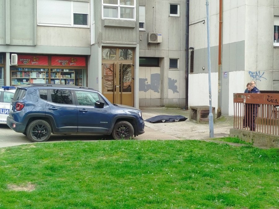 STELA IMALA BRAĆU KOJA SU NASTRADALA! Otkriveni novi detalji o ženi čije je telo pronađeno u ventilacionom otvoru na Vračaru: "BILA JE JAKO NESREĆNA, ZATO JE I POSRNULA!"