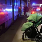STRAVIČNA SCENA NA KALEMEGDANU, BEOGRAĐANI U ŠOKU! Tramvaj zakačio kolica sa bebom, ona odletela!
