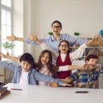 SVEČARSKI! KONAČNO SVI NA OKUPU! Evo koji dani ŠKOLSKOG RASPUSTA se poklapaju sa neradnim danima!