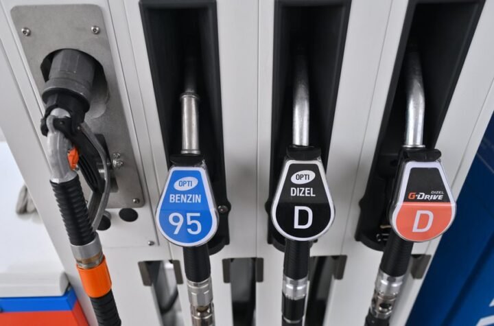 Srbija obezbeđena, Hrvati u problemu: Panika u komšiluku zbog nestašice goriva