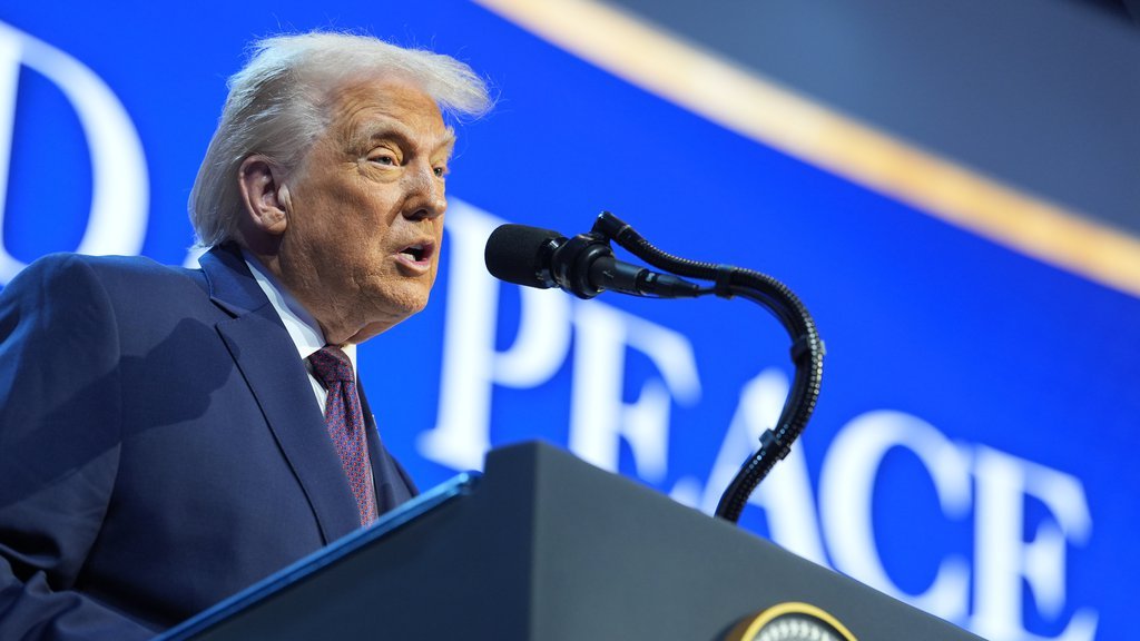 Šta se krije iza proračuna o rekordnoj ceni barela - Tramp testira 'nemoguće' brojke za naftu