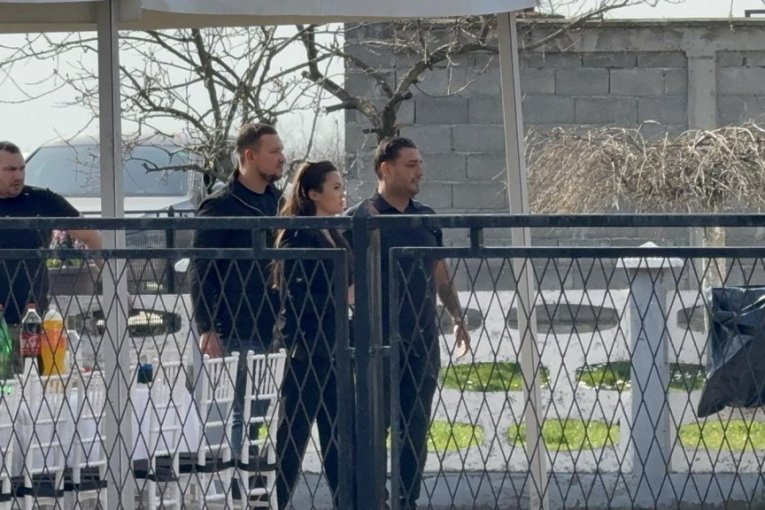 TAMARA MILUTINOVIĆ OTKRILA DETALJE IZ DOMA LAZIĆA! Pevačica u poslednjem razgovoru Darku rekla SAMO OVO!