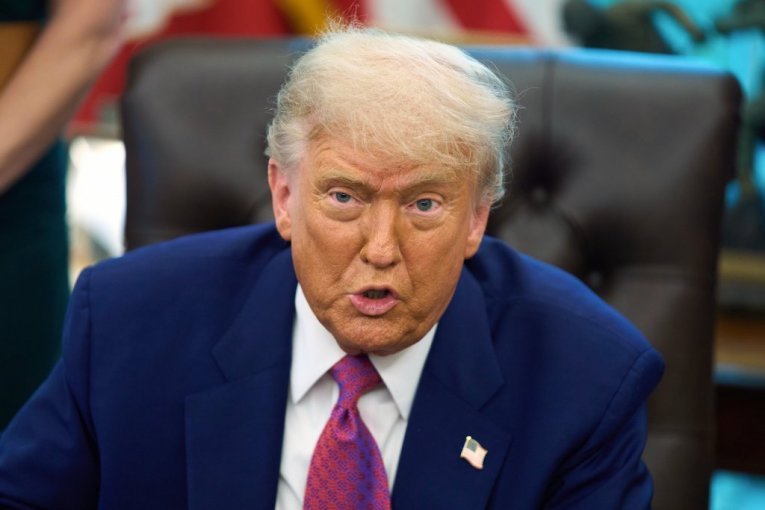 TRAMP ŠALJE VOJSKU U IRAN? Predsednik SAD još jednom šokirao svet, jedna rečenica svima sada PARA UŠI