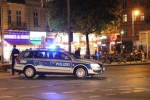 UHAPŠEN SIN POZNATE PEVAČICE: Upao u ŠKOLU i divljao po učionicama - STRAVIČNA SCENA!