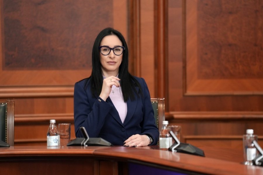 VLADA USVOJILA UREDBU O POVEĆANJU CENZUSA ZA DEČJI DODATAK! Evo koliko će iznositi ubuduće!