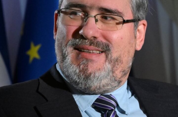 VUČEVIĆ JOŠ JEDNOM DEKLASIRAO ĐILASA: Bedan pokušaj da sakrije svoje neuspehe, narod ima pamćenje!