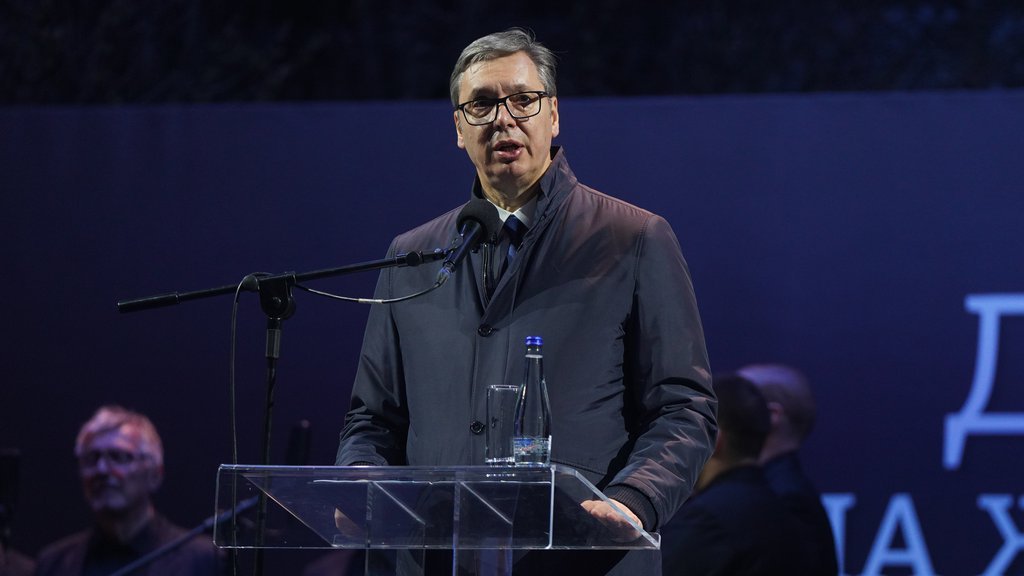 VUČIĆ SE VEČERAS OBRAĆA JAVNOSTI: Predsednik će govoriti o svim pokušajima izazivanja nereda i haosa u Srbiji, kako iznutra, tako i spolja