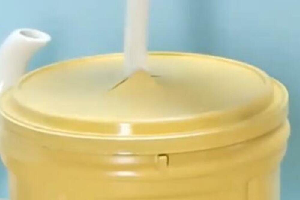 Velika prevara sa vlažnim maramicama: Sipajte ovo na običnu krpu i prašina se neće lepiti nedeljama