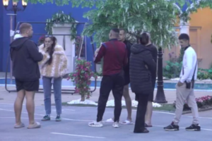 ZVANIČNO NAPUSTILE BELU KUĆU - Veliki šef obavestio sve, OBEZBEĐENJE ih izvelo!