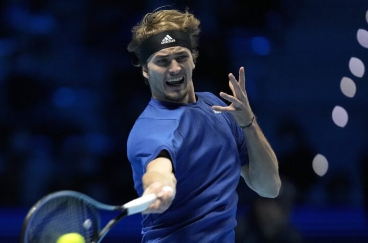 ZVEREV U ČETVRTFINALU! Srušio borbenog Francuza posle taj-brejk drame