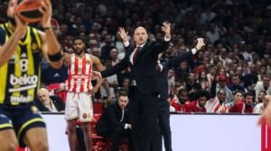 ZVEZDA SUTRA IGRA PROTIV DUBAIJA, SAŠA OBRADOVIĆ OTKRIO ŠTA NJEGOV TIM MORA DA PRONAĐE! Trener Zvezde poziva na oprez, ovo je potrebno za pobedu!