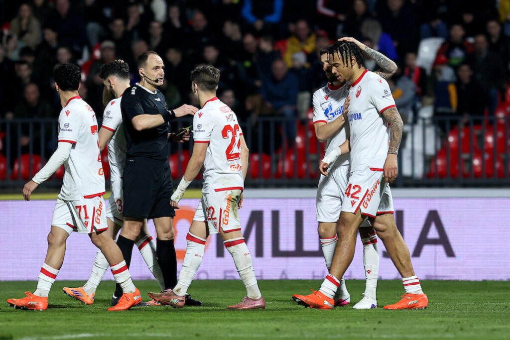 Zvezda napravila džinovski korak ka tituli: Crveno-beli preslišali Radnički i pobegli Partizanu na +7!