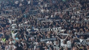 Zvezda se oglasila uoči derbija: Tiče se navijača Partizana