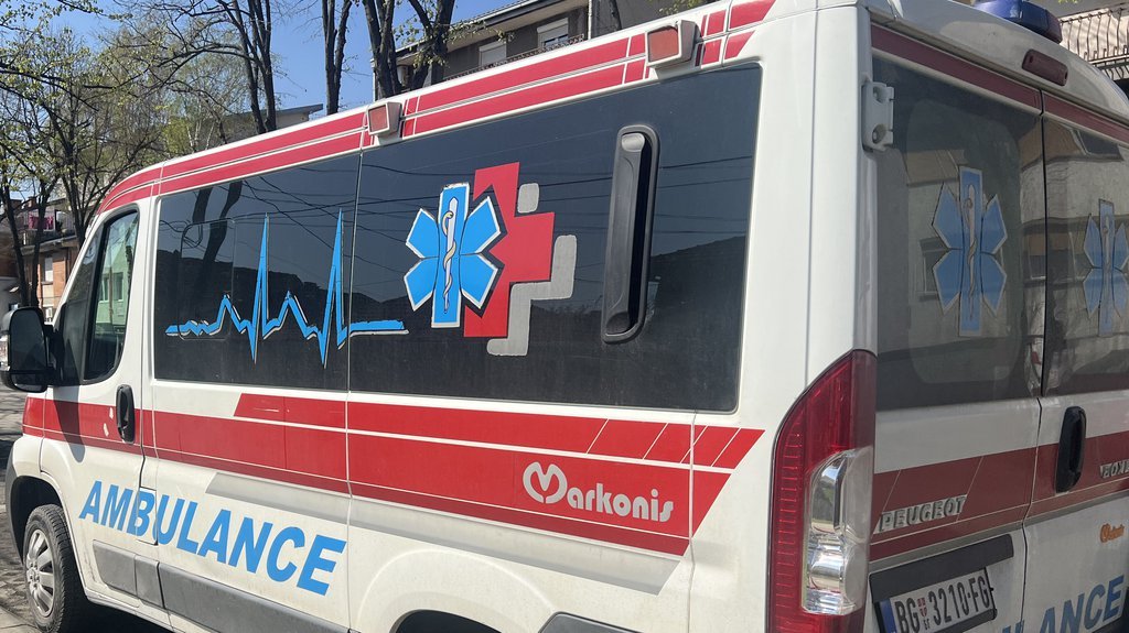 7 POVREĐENIH U 4 SAOBRAĆAJKE: Teška noć za beogradsku Hitnu, pune ruke posla i sa pijanima