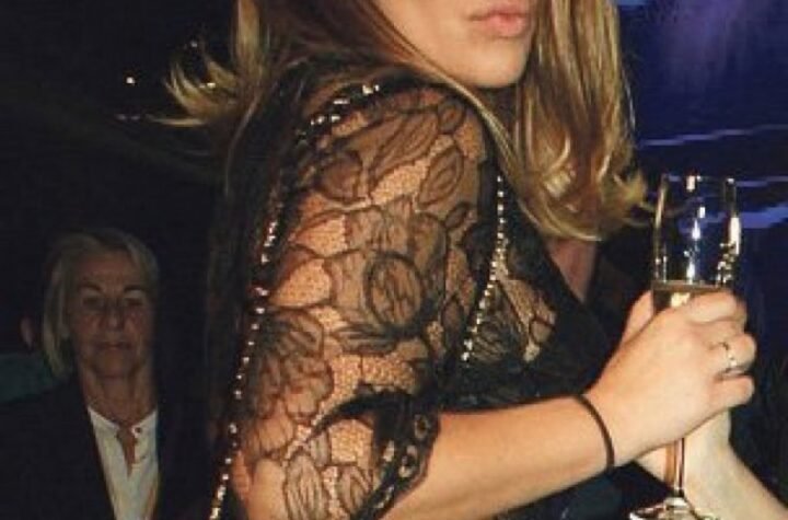 ANA NIKOLIĆ KUPUJE STAN POKOJNE STELE SAVIĆ! Otkriveni svi detalji susreta sa Kristijanom Golubovićem!