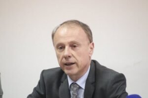 Advokati Vladana Đokića neovlašćeno prisustvovali pretresu Rektorata!