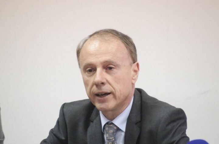 Advokati Vladana Đokića neovlašćeno prisustvovali pretresu Rektorata!