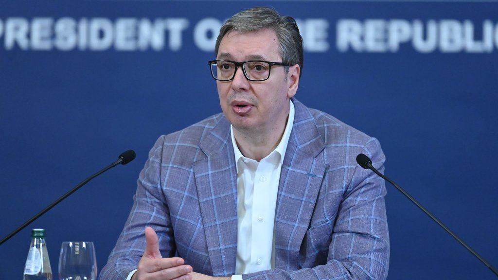 Blokaderski duo sa Nove S poručio: Vučiću, ne raspisuj izbore! Malo nam je i dva meseca da se spremimo!