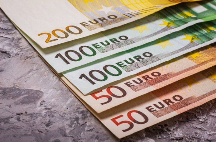 ĆAO, NEMA VIŠE: Evropska unija poslala 1,4 milijarde evra RUSKOG NOVCA ka Ukrajini