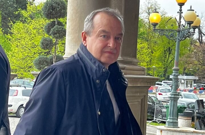 DAČIĆ SE OPROSTIO OD LEGENDARNOG DUŠKA VUJOŠEVIĆA:  Napustio nas je čovek izuzetnih vrednosti i nesalomivog duha! (FOTO)