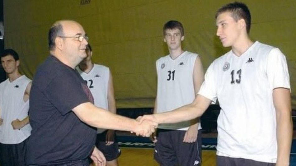 DIRLJIVO! 'VEROVAO SAM TI DO SMRTI' Bogdan Bogdanović se oglasio dirljivim pismom upućenom Dušku Vujoševiću