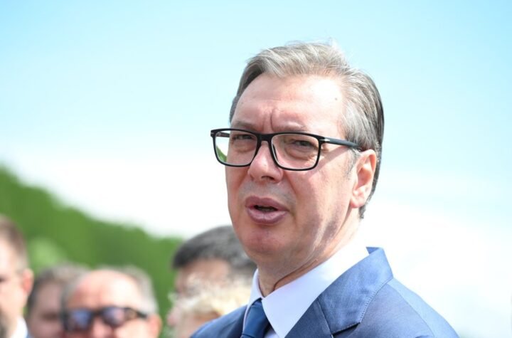 Da nije bilo Vučića sada bi smo i u Srbiji imali ovakve naslove! (FOTO)